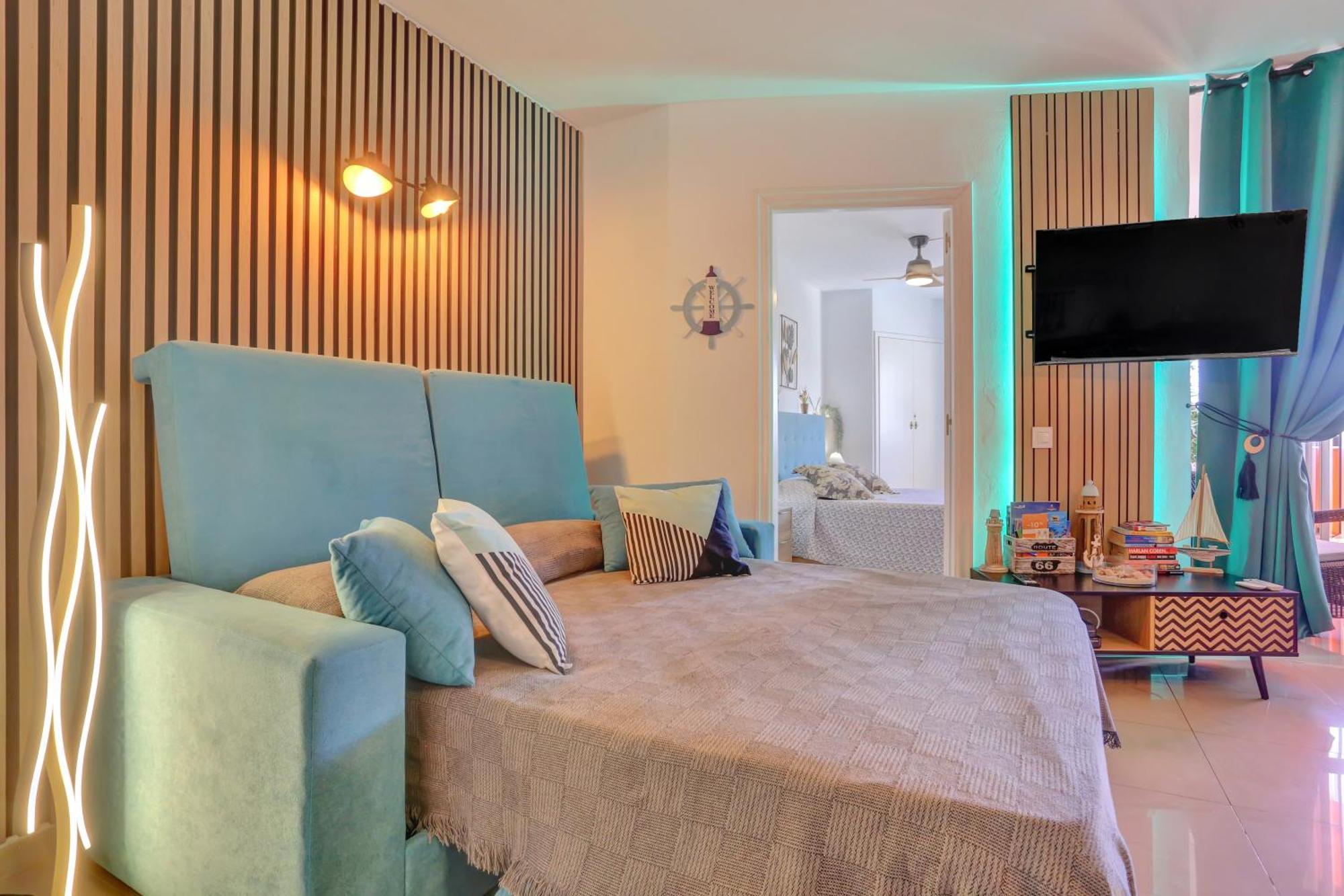 Apartamento Luxory Dreamy Sunset, Seafront, Direct Access To The Promenade,Wifi,Pool,Free Parking Los Cristianos  Exterior foto