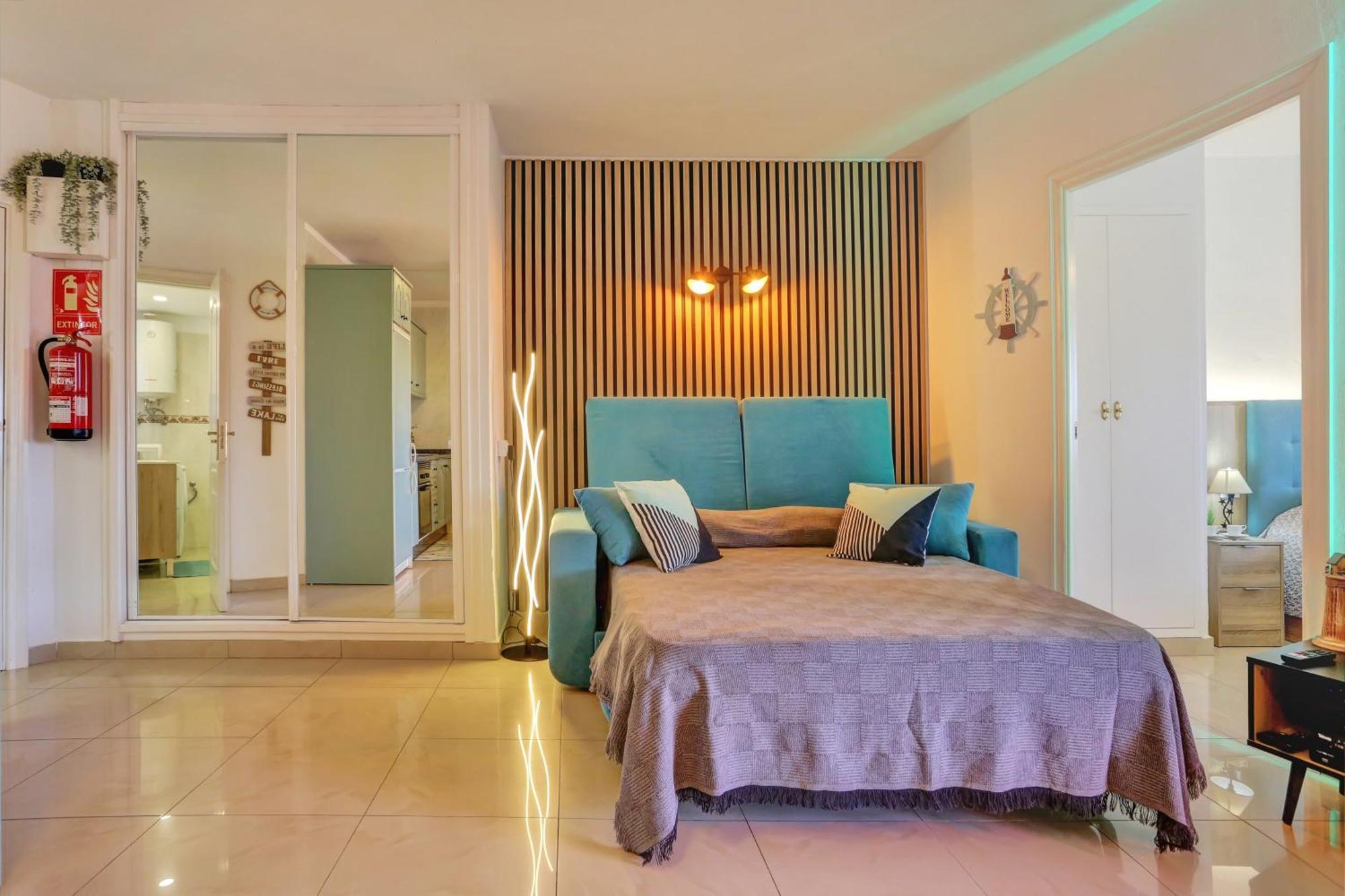 Apartamento Luxory Dreamy Sunset, Seafront, Direct Access To The Promenade,Wifi,Pool,Free Parking Los Cristianos  Exterior foto