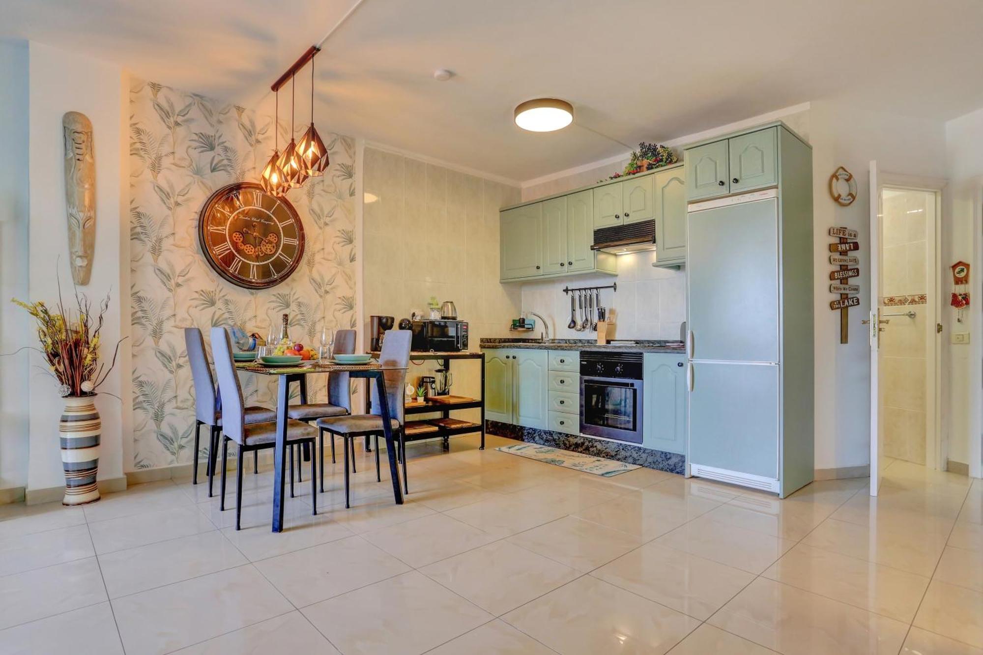 Apartamento Luxory Dreamy Sunset, Seafront, Direct Access To The Promenade,Wifi,Pool,Free Parking Los Cristianos  Exterior foto